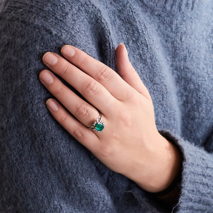 BAGUE MARGUERITE EMERAUDE & DIAMANTS