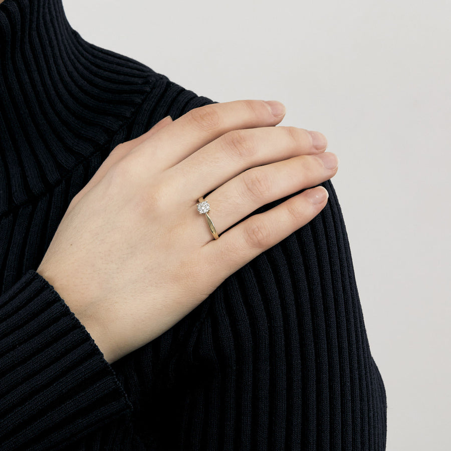 BAGUE OR JAUNE ET DIAMANTS