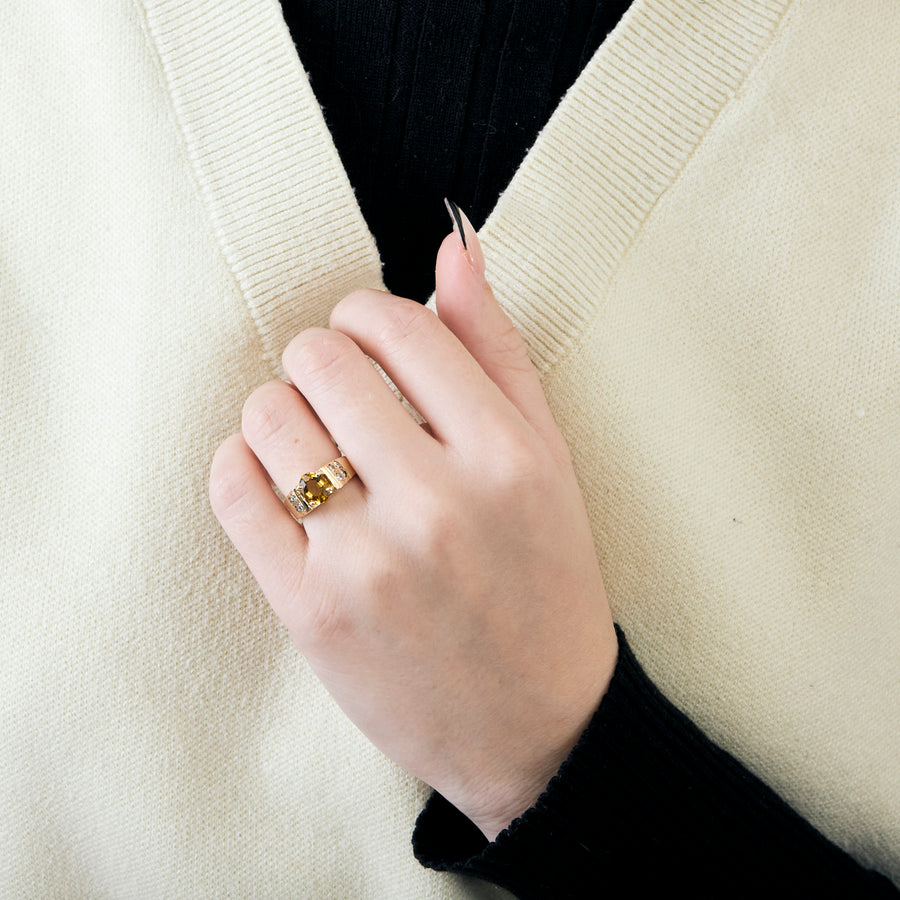 BAGUE OR JAUNE, CITRINE ET DIAMANTS.