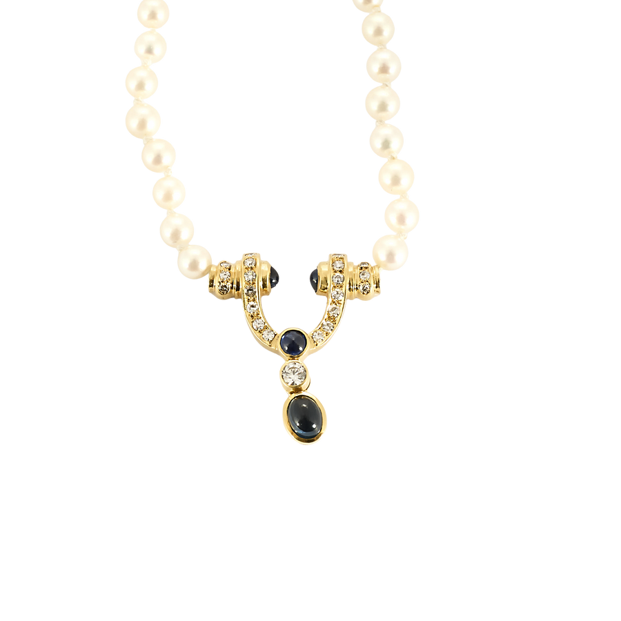 COLLIER DE PERLES, OR DIAMANTS ET SAPHIRS