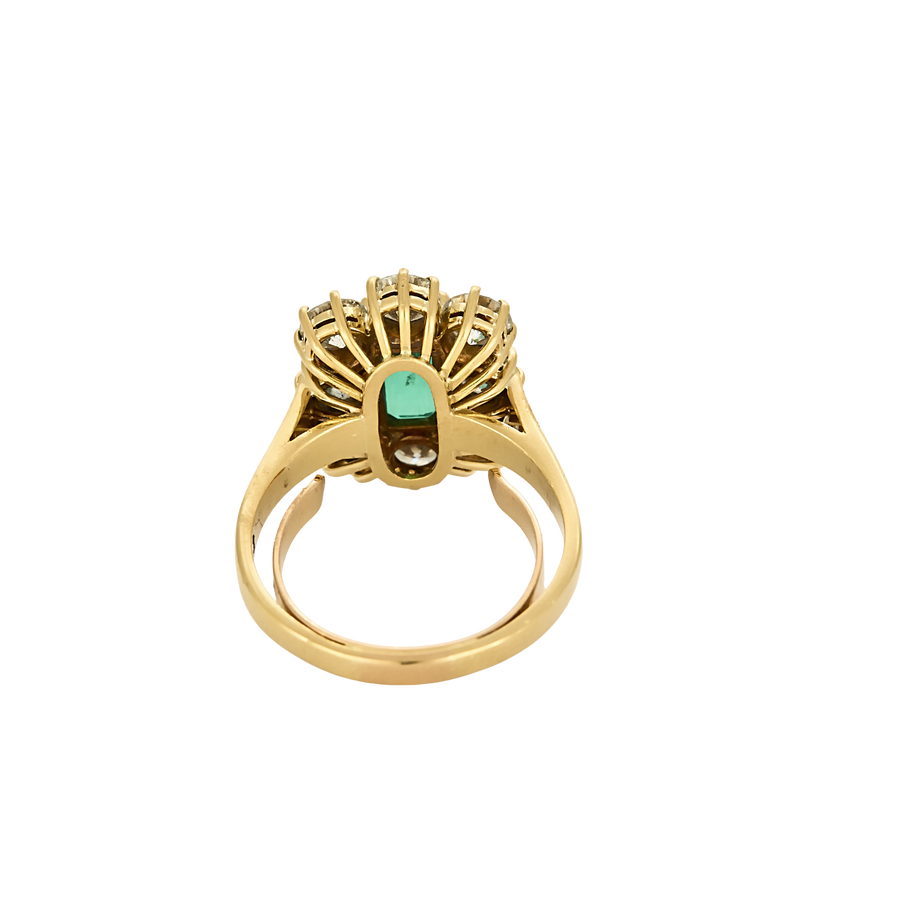 BAGUE MARGUERITE OR JAUNE, EMERAUDE ET DIAMANTS