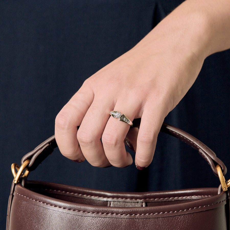 BAGUE OR BLANC ET DIAMANTS